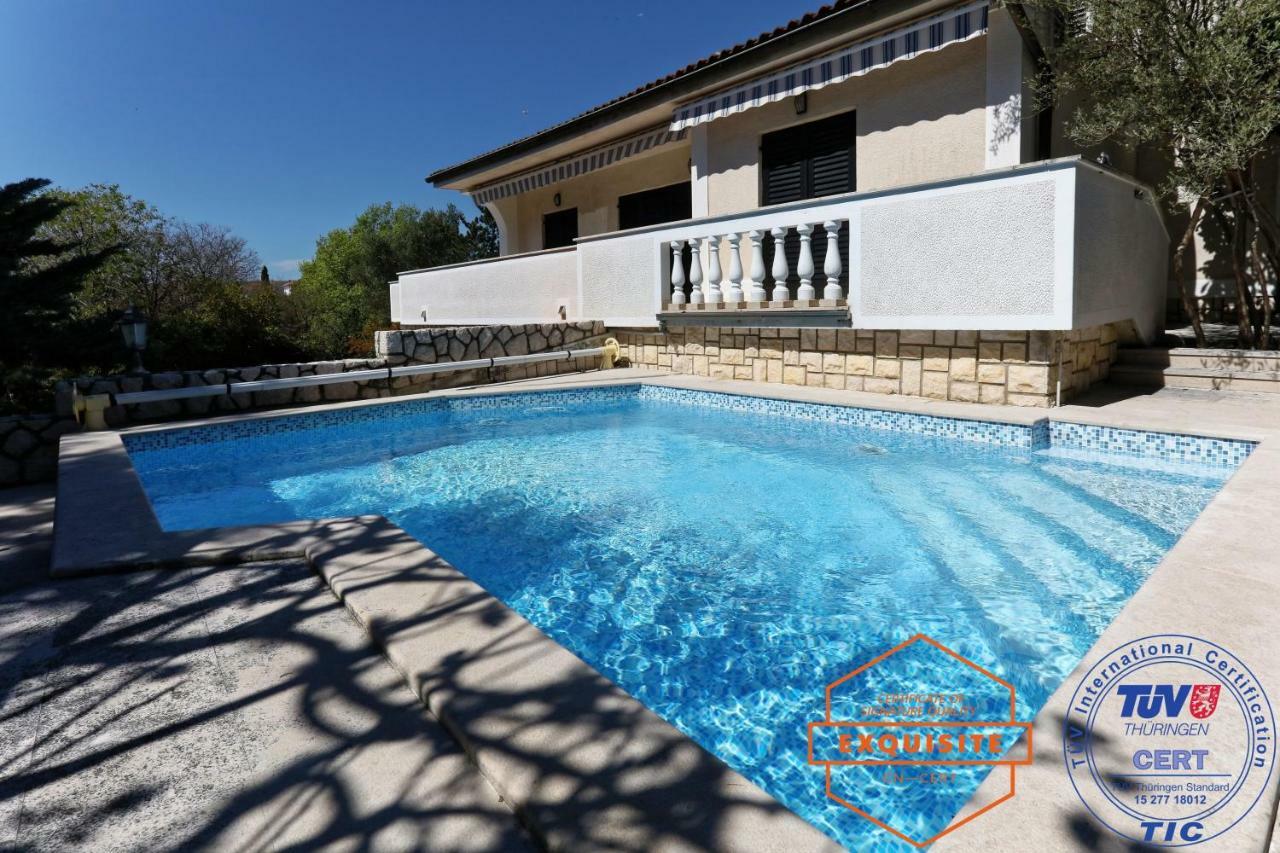 Villa Kovach Крк Экстерьер фото